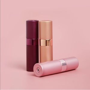 8 EDP by Abercrombie & Fitch Travel Size spray bottle, 5mL.